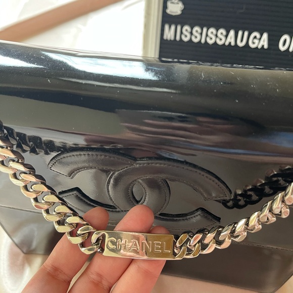 Vintage CC Flapbag Black Patent Polished SHW - Picture 6 of 6
